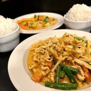 L - Red Curry